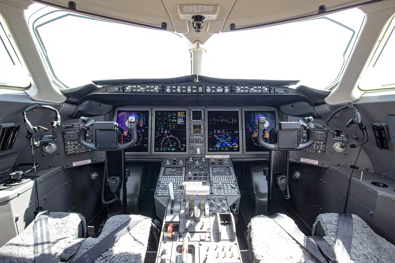Aircraft cockpit